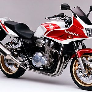 Honda_cb1300sBoldor_zoom